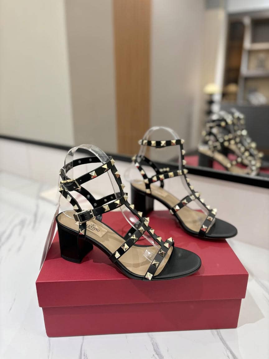 Valentino Sandal Rockstud 6.5cm9cm-1